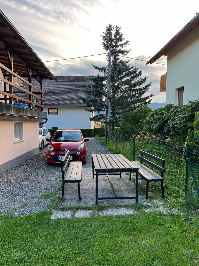 Apartments Malivojevic Zirovnica Exterior photo